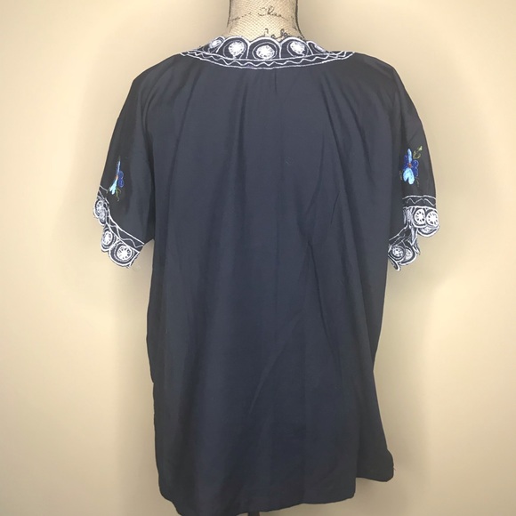 Embroidered Peasant Boho black blouse Sz L EUC - Picture 4 of 5